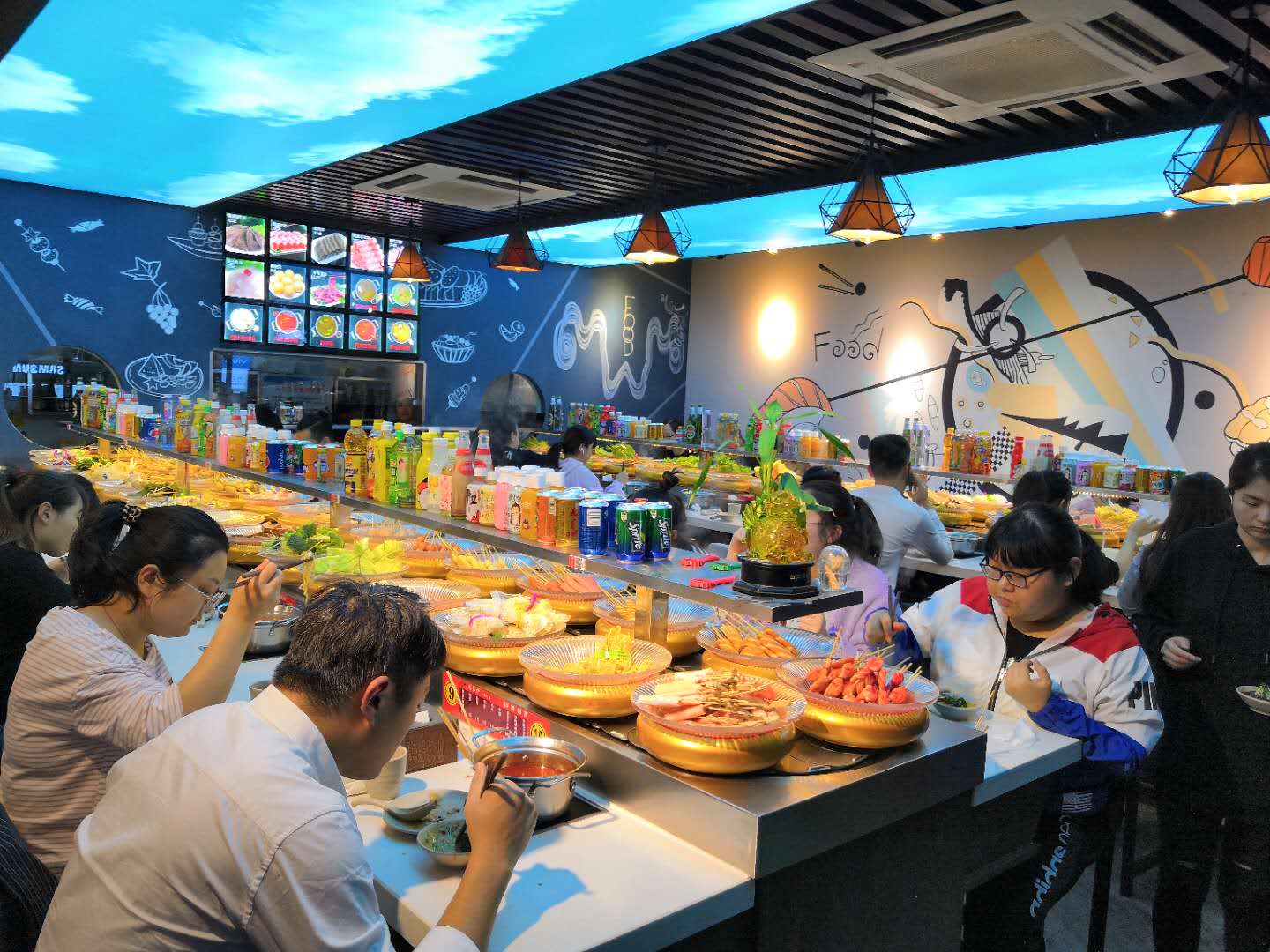 回轉(zhuǎn)小火鍋設(shè)備